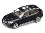 Модель автомобиля BMW X1 Black Saphire, Scale 1:18